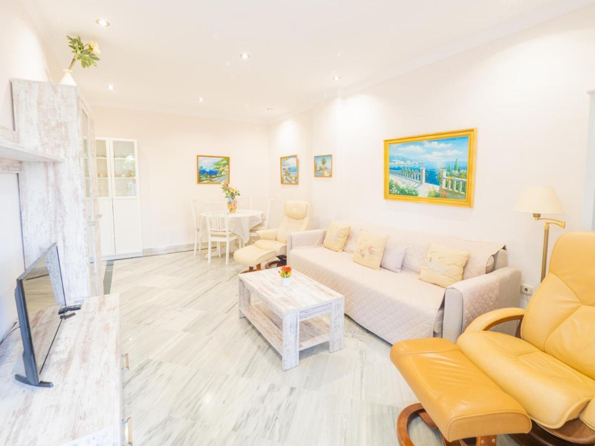 Cubo's Nagueles B5 1e Apartament *